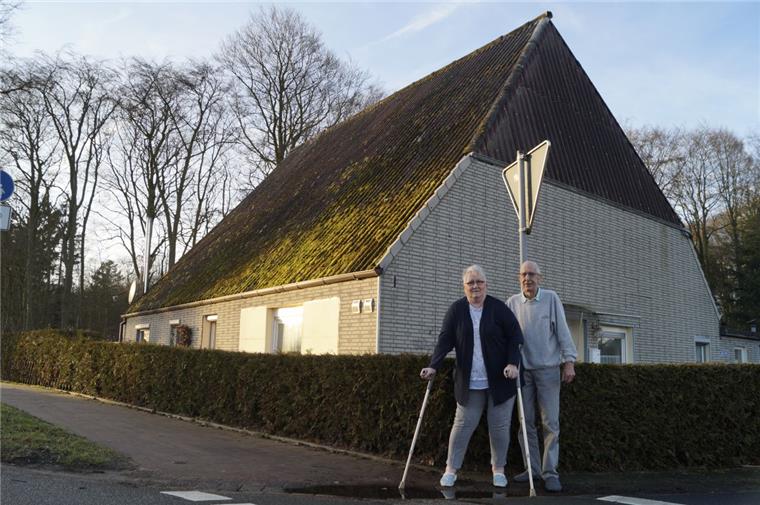 148 Jahre alt: In diesem Haus in Langen haben schon vier Generationen gelebt Karin und Claus-Dieter Helken wohnen in vierter Generation in dem Haus an der Debstedter Straße in Langen.