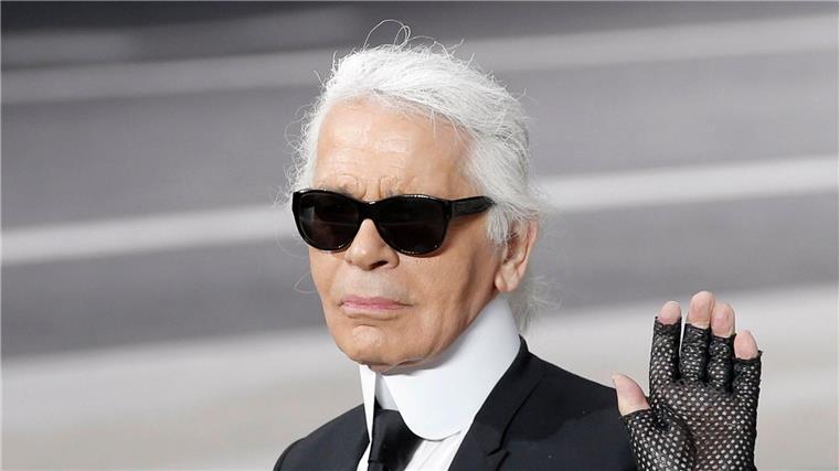 „1000-Teile-Puzzle“: Miniserie über Lagerfeld Karl Lagerfeld bestimmte mehr als ein halbes Jahrhundert lang die Mode mit - jetzt gibt es eine Serie über ihn.