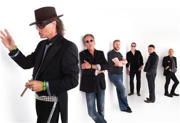 Karsten Bald und die Panik Power Band spielen in Bremerhaven.