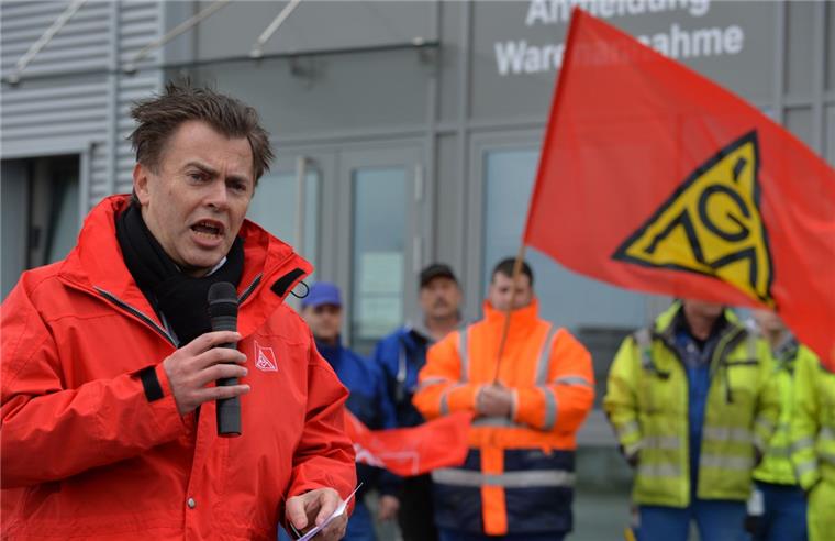 Zusammengefasst! Das war der Montag im nord24-Land Karsten Behrenwald, der Chef der IG Metall Bremerhaven, ist im Alter von 56 Jahren gestorben.