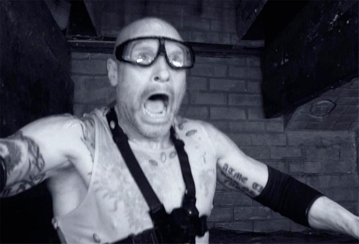 „Kasalla“: Thorsten Legat kämpft.