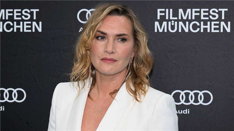 „Die Fotografin“ - Kate Winslet als mutige Kriegsreporterin Kate Winslet stellte den Film in München vor.