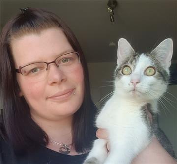 Kater Klemmi ist das neuste Mitglied im Rudel von Katzenmama Svea Strate.
