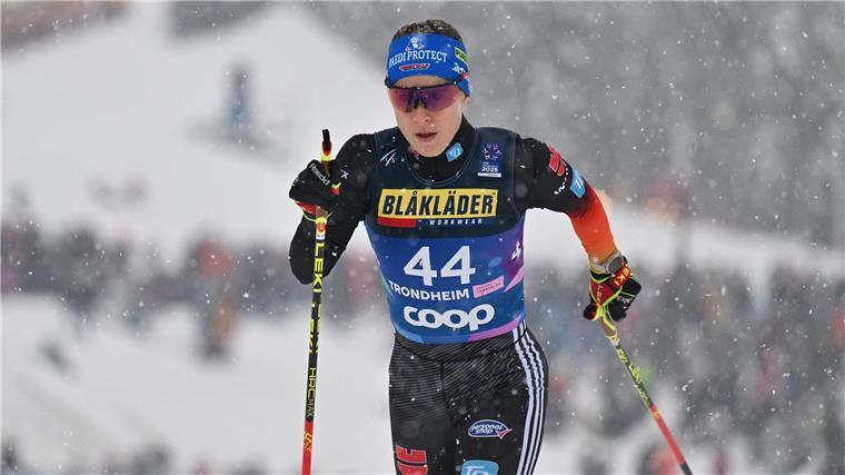 Katharina Hennig hat nach starkem Start eine Medaille verfehlt.