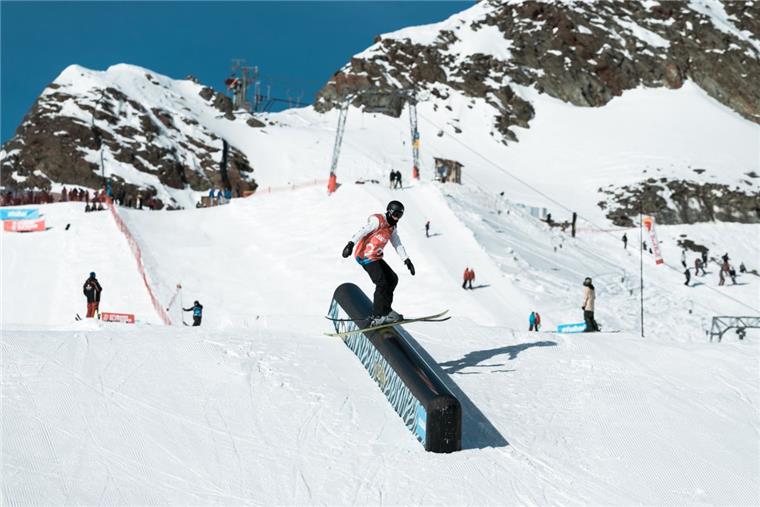 Bremerhavenerin Kea Kühnel fährt zu Olympia nach Pyeongchang Kea Kühnel beim Weltcup in Stubai. Foto Jörg Angeli