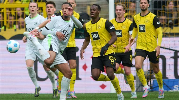 BVB auf dem Weg zum Happy End: 4:0 gegen Wolfsburg Kein Spiel auf Augenhöhe