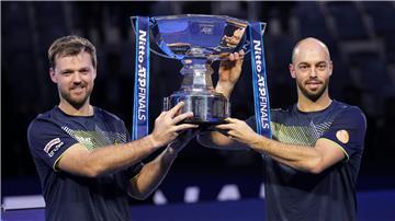Kevin Krawietz und Tim Pütz reisen mit viel Selbstvertrauen zur Endrunde im Davis Cup.