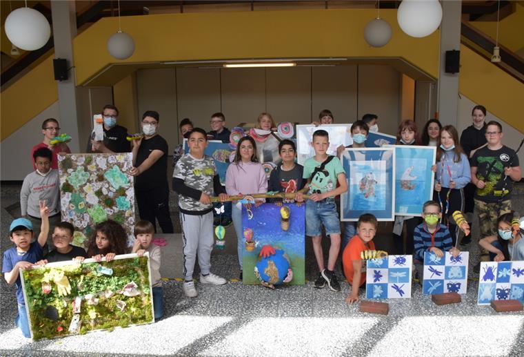 Kinder aus allen Klassenstufen beteiligten sich an dem Kunstprojekt.