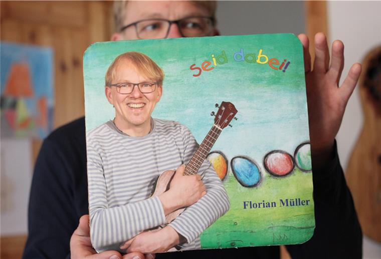 Kinderliedermacher Florian Müller aus Hepstedt im Landkreis Rotenburg (Wümme) macht einen Podcast für Kinder und Eltern zum Thema Kinderrechte.