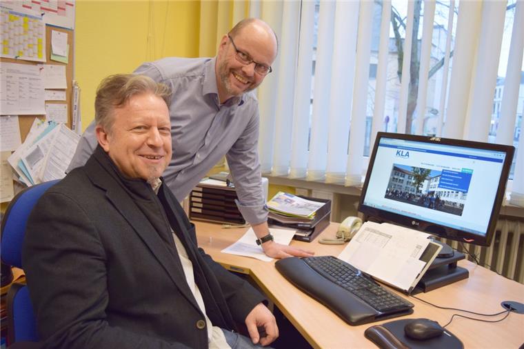 Bremerhaven: Jura für Abiturienten KLA-Schulleiter Peter Reckemeyer (links) und Thorsten Froebe, Leiter des Beruflichen Gymnasiums, freuen sich schon auf den Start des neuen Profils.