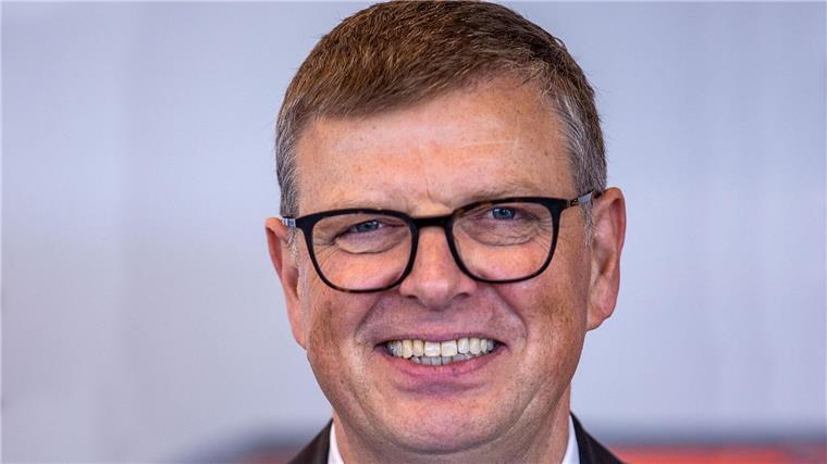 IHK-Nord blickt mit Sorge auf 2024 Klaus-Jürgen Strupp, Präsident der Industrie und Handelskammer zu Rostock (IHK).