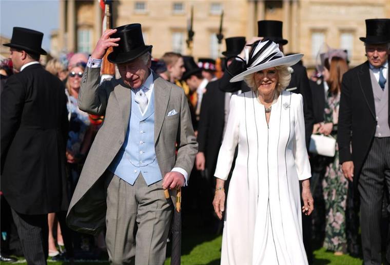 Prinz Harry feiert Jubiläum der Invictus Games in London König Charles III. und Königin Camilla bei der königlichen Gartenparty im Buckingham-Palast.
