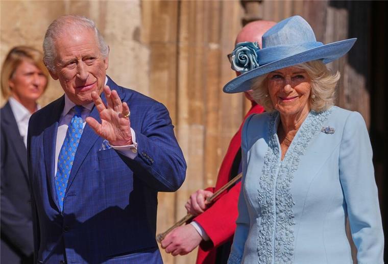 Prinz Andrew nimmt am Ostergottesdienst mit den Royals teil König Charles III. und Königin Camilla beim traditionellen Ostergottesdienst auf Schloss Windsor.