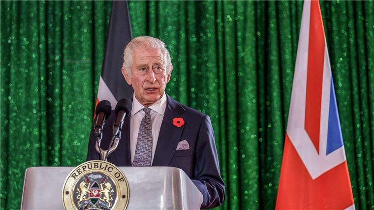 König Charles in Kenia: Der lange Schatten des Empires König Charles III. von Großbritannien hält seine Rede während des Staatsbanketts im State House in Nairobi.