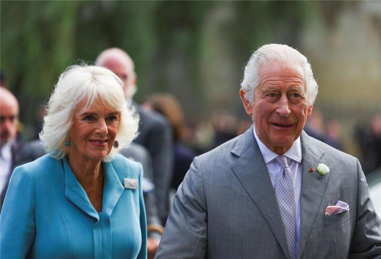 Königin Camilla über Ehemann Charles: „Ihm geht es gut“ Königin Camilla und König Charles III., der nächste Woche ins Krankenhaus muss.