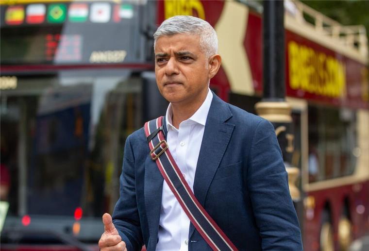 Kommende Woche soll Swift auf ihrer Tour wieder in der britischen Hauptstadt spielen. (Archivbild)