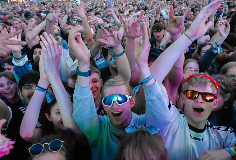 Ed Sheeran bekommt Gesellschaft: Hurricane-Festival gibt 39 Acts für 2024 bekannt Kontra K, Roy Bianco & Die Abbrunzati Boys, Marsimoto: Unter den neuen Namen sind viele Top-Acts.