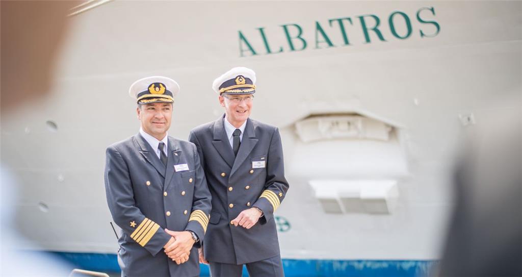 Kreuzfahrt-Quartett in Bremerhaven: Vier Kreuzfahrtschiffe legen an der Columbus...