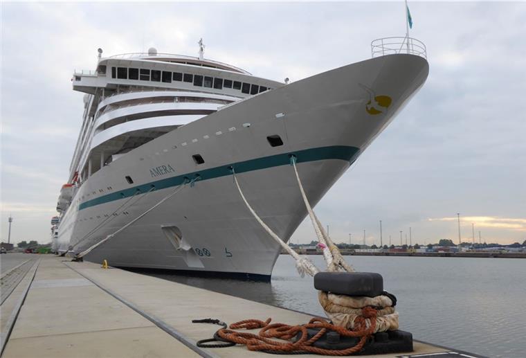 „Amera“ sticht von Bremerhaven wieder in See Kreuzfahrtschiff „Amera“