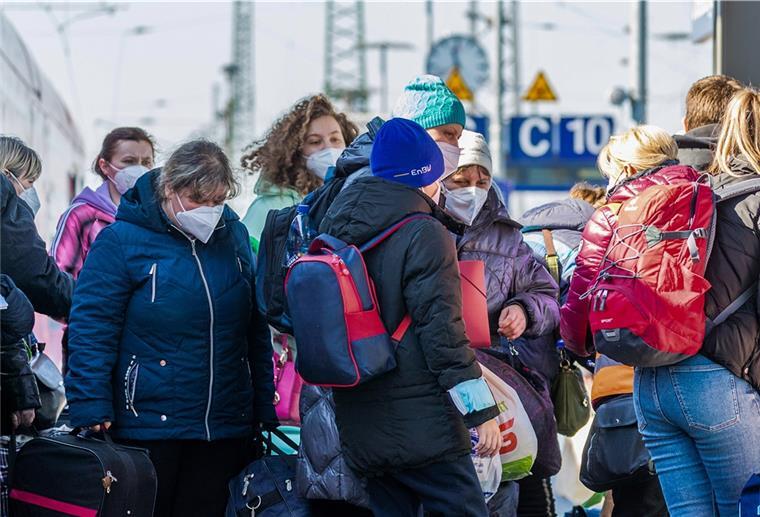 Männer aus Rotlichtmilieu sprechen ukrainische Frauen an Geflüchtete Menschen aus der Ukraine