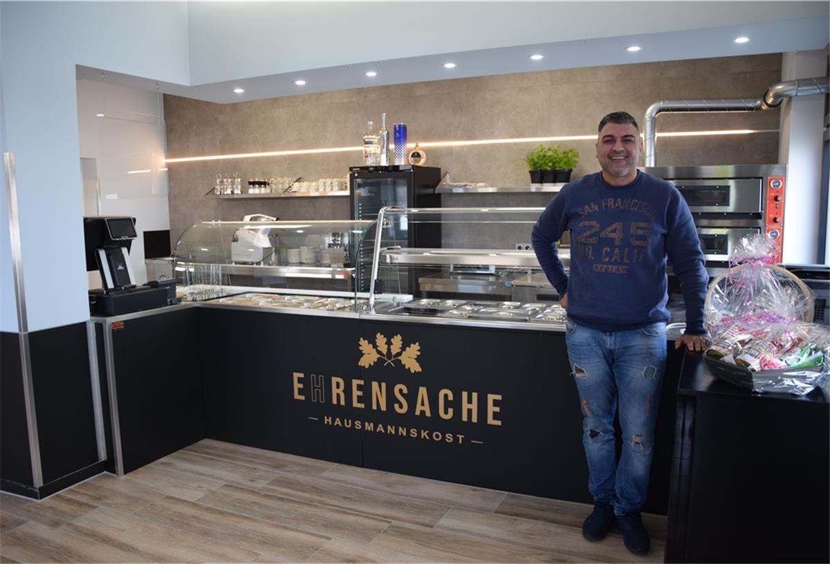 Kudret Danaci sehnt die Eröffnung seines Restaurants herbei. Am Donnerstag ist es soweit.