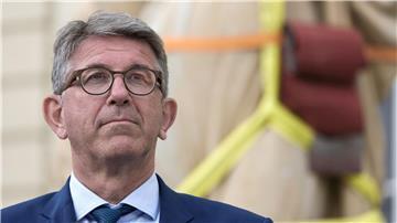 Kulturstaatsminister Wolfram Weimer empfiehlt öffentlich geförderten Institutionen einen Verzicht auf Gendersprache mit Sonderzeichen. (Archivbild)