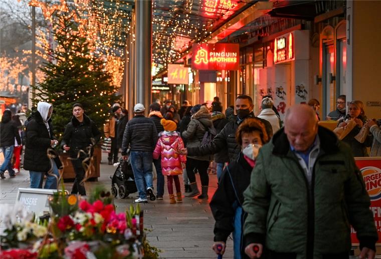Stadtgutschein soll 50.000 Kunden bringen Kunden in die Innenstadt zu locken ist Ziel des Stadtgutscheins.