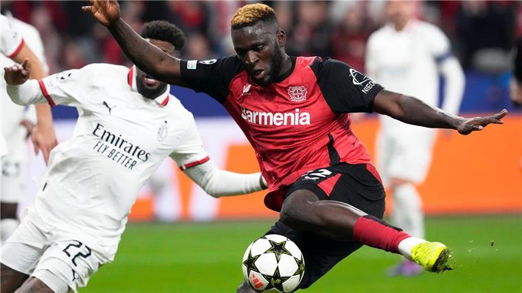 Leverkusen in Königsklasse mit nächstem Sieg dank Boniface Kurz danach jubelten alle Leverkusen-Fans: Victor Boniface trifft zum 1:0.