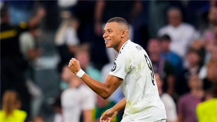Rüdiger vermiest Stuttgarts Rückkehr in die Königsklasse Kylian Mbappé trifft bei seinem Debüt für Real Madrid in der Königsklasse.