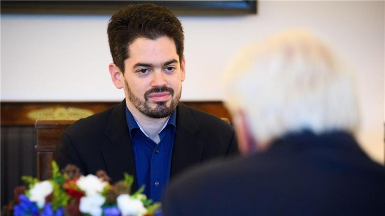 Dirigent Shani kritisiert Konzertabsage Lahav Shani wurde in Belgien ausgeladen - seitdem gibt es Gesten der Solidarität, auch durch den Bundespräsidenten.