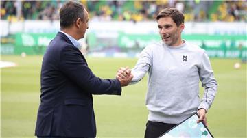 Lange ein Erfolgsduo in Fürth: Sportchef Rachid Azzouzi (l) und Trainer Stefan Leitl.