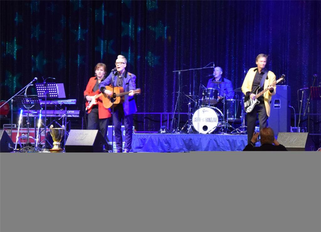 Larry & the Handjive sorgten für Stimmung. Foto: Rabbel