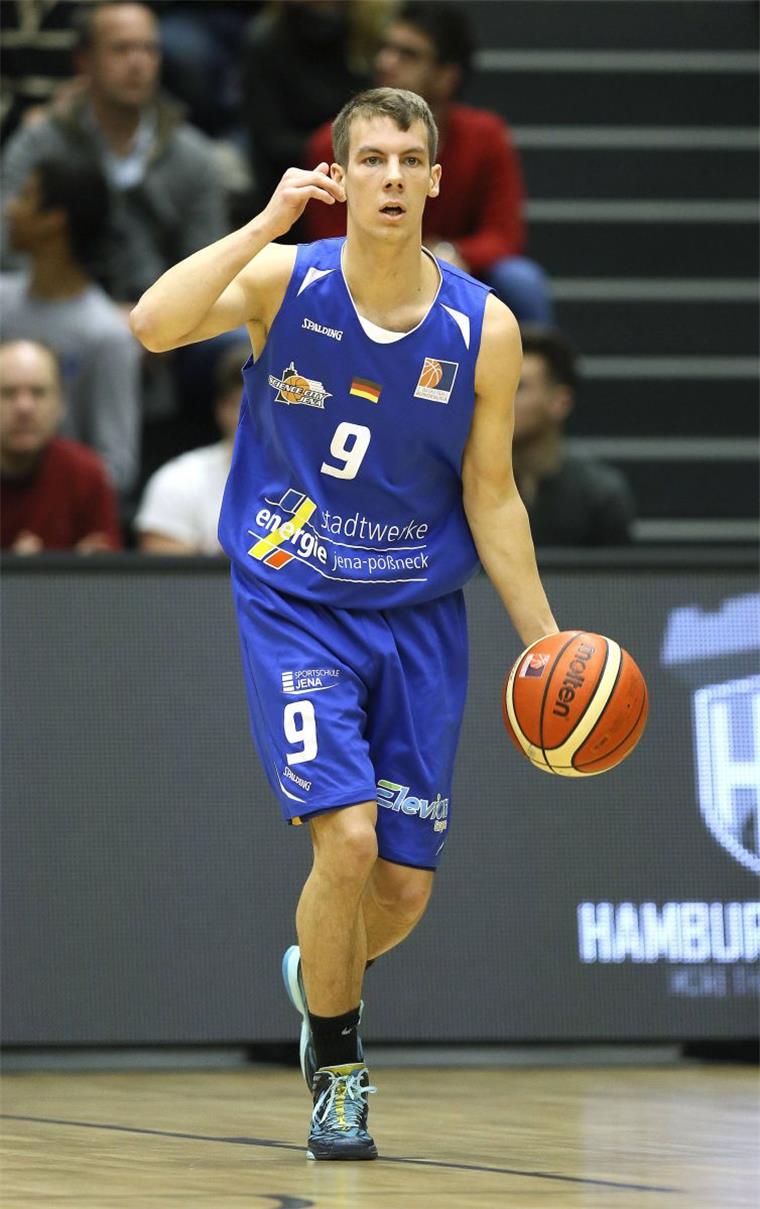 Lars Wendt wechselt vom Erstliga-Aufsteiger Jena zu den Eisbären.  Foto Bergmann/imago