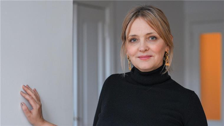 „Sexuell verfügbar“: Eine Art umgedrehte MeToo-Geschichte? Laura Tonke spielt die Hauptrolle in der ARD-Serie „Sexuell verfügbar“.