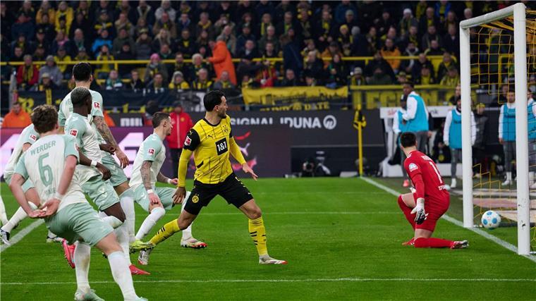 Bei BVB-Tor: DFB räumt Fehlentscheidung ein Laut DFB hätte das zweite Dortmunder Tor nicht zählen dürfen.