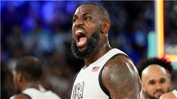 LeBron James schaffte zweistellige Werte bei Punkten, Rebounds und Assists.