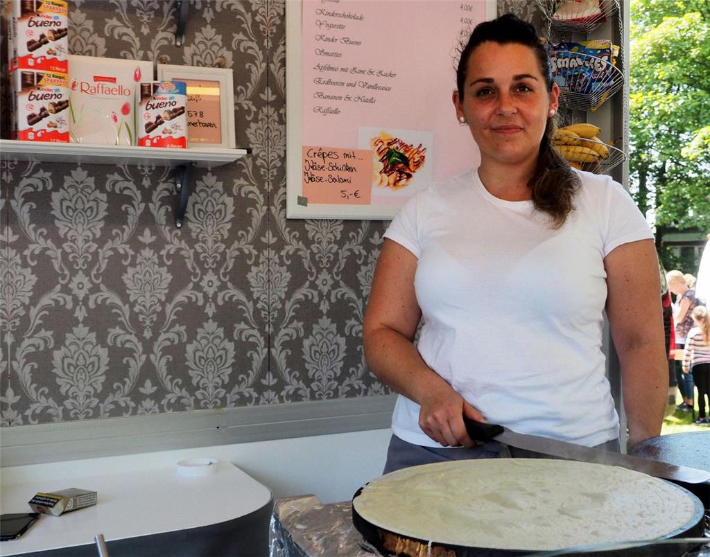 Leckere Crepes in vielen Geschmacksrichtungen bot Scarlett Weiß auf dem Langener...