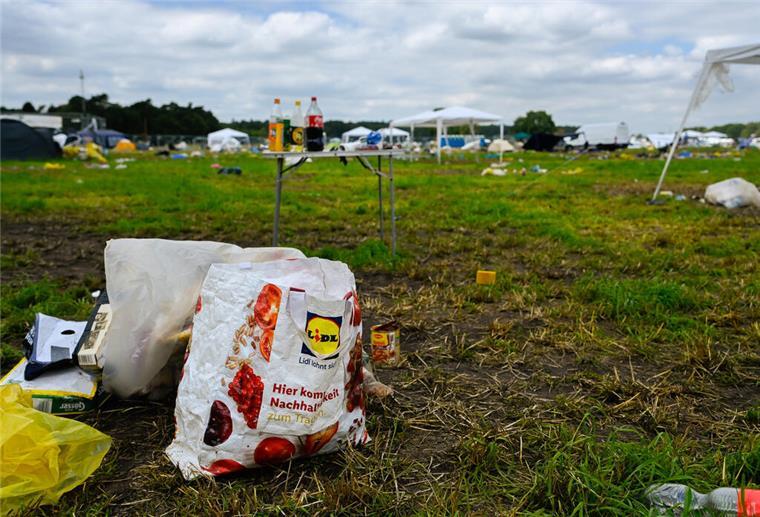 Jede Menge Müll: So sieht das Hurricane-Gelände nach der Abreise aus Leider gehört das auf vielen Festivals noch zum normalen Bild. Wenn die Besuchermassen abgereist sind, bleibt Müll zurück. Viel Müll. Das war auch auf dem Hurricane-Festival 2024 nicht anders.