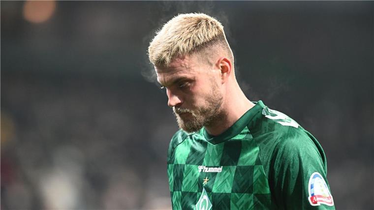 Ducksch leidet mit Dortmund: „Verdanke dem BVB sehr viel“ Leidet mit seinem Heimatclub Borussia Dortmund: Werder-Stürmer Marvin Ducksch.