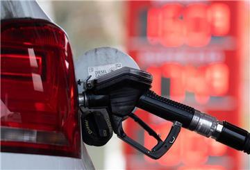 Mit unserer Live-Übersicht finden Autofahrer in Leipzig immer die günstigste Tankstelle für Super E5, E10 oder Diesel in ihrer Nähe.