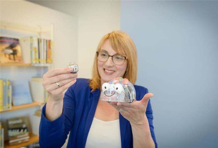 Leiterin der Stadtbibliothek, Anika Schmidt.