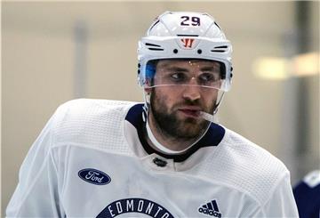 NHL-Eishockeyspieler Leon Draisaitl im Trainingslager der Edmonton Oilers.