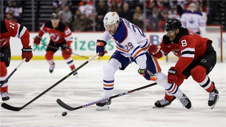 Zweite Niederlage in Folge für Draisaitl Leon Draisaitl setzt seine Scorer-Serie in der NHL fort.