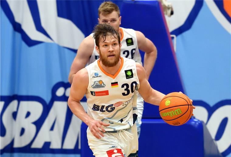 Eisbären verlieren starken Leon Friederici Leon Friederici wechselt von den Eisbären zum Erstligisten MBC.