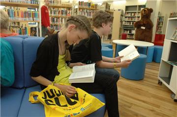 Lesen macht Spaß. Diese Botschaft will der Julius-Club Kindern und Jugendlichen vermitteln. An wenigen Orten gelingt das so gut wie in Tarmstedt.