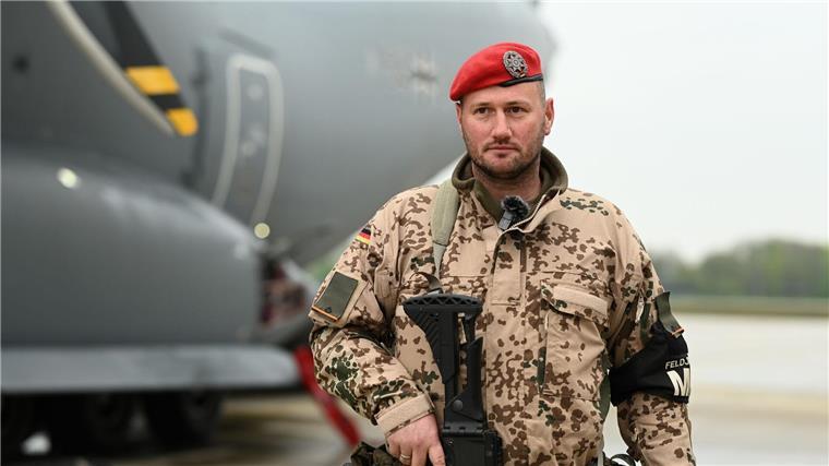 „Menschliches Drama“: Soldat berichtet vom Sudan-Einsatz Leutnant Konstantin Brabsche (40), Zugführer (II. Zug) in der 9. Kompanie des Feldjägerregiments 2 im hessischen Fritzlar.