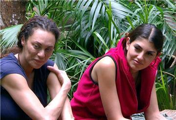 Lilly Becker (l) und Yeliz Koc konnten das Aus für Yeliz kaum glauben. (Archivbild)