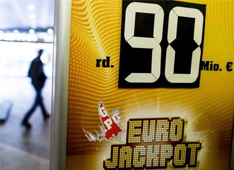 Bremerhaven: Eurojackpot löst Zocker-Fieber aus Lotto-Fieber in Bremerhaven: Die Zahl der Mitspieler steigt kontinuierlich bei 90 Millionen Euro im Eurojackpot.