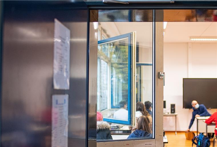Mobile Lüfter für die Braker Grundschulen Lüften, Lüften, Lüften...: So heißt es an den Schulen wegen der Eindämmung der Corona-Pandemie. Eine Unterstützung können aber auch Luftfilteranlagen sein.