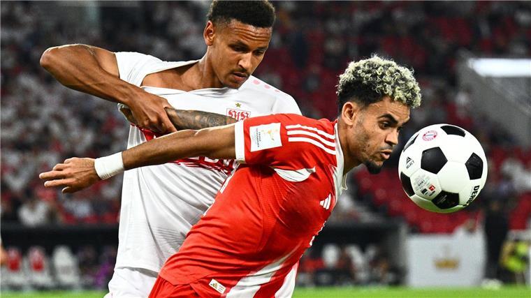 Neuer Bayern-Spieler startet „sehr gut“ Luis Díaz (rechts) ist neu bei den Bayern und half beim Gewinn des Supercups.